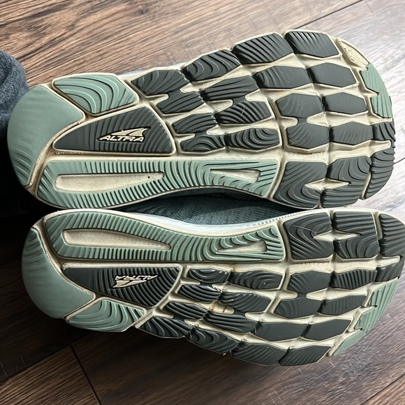 Altra Women’s TORIN 5 LUXE Gray Blue Size 7 - Picture 5 of 6